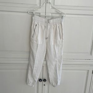 Athlete Cabo White Linen Jogger. Petite 0